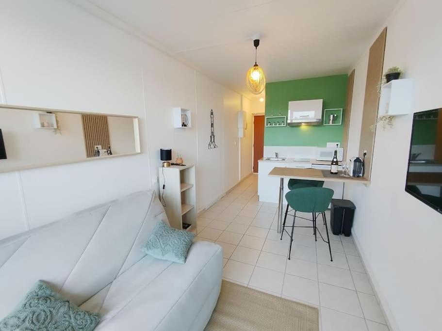 Studio Vue Mer - Plage De Trestraou Perros-Guirec Zewnętrze zdjęcie